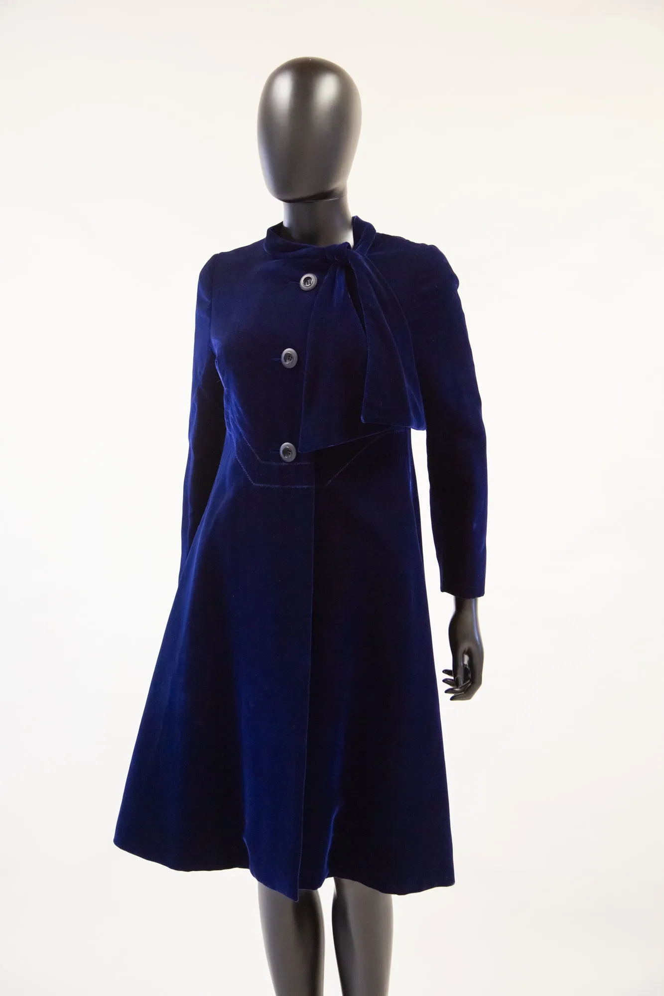 Vintage 1960s Hardy Amies Blue Velvet Coat