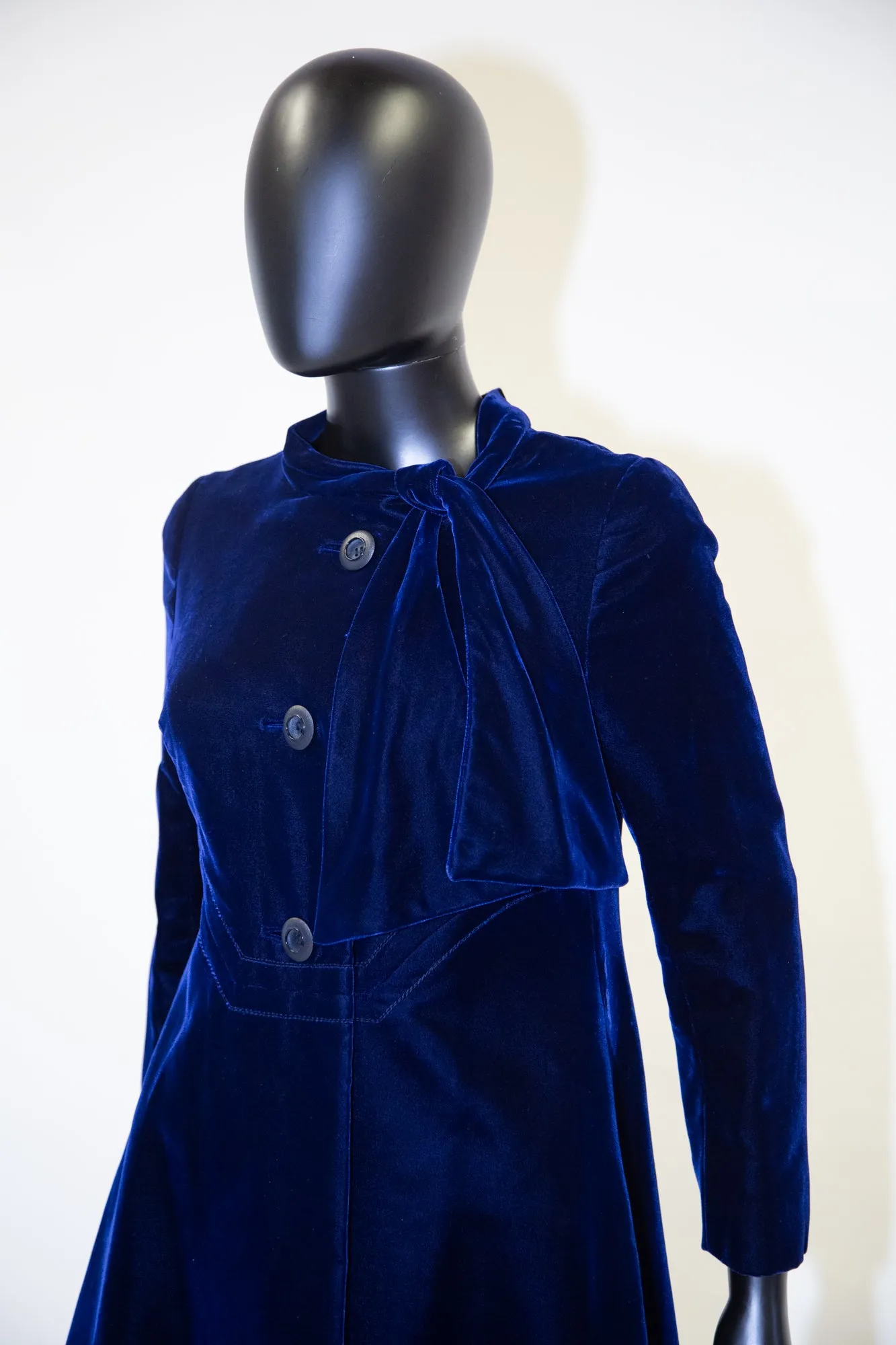 Vintage 1960s Hardy Amies Blue Velvet Coat